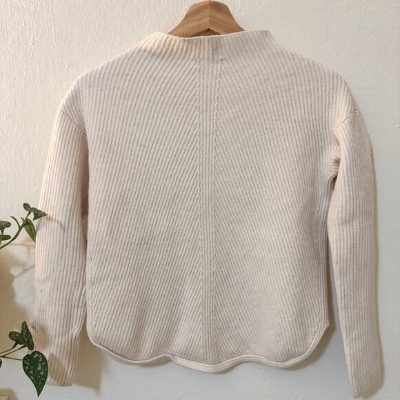 ✨ Aritzia Ribbed Mock Neck Sweater ✨ - Picture 2 of 3